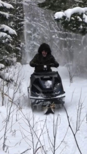 Зверь, а не снегоход!