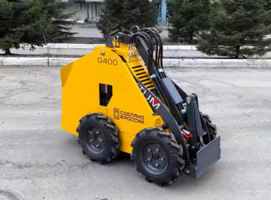 Ширина модели 76 см 